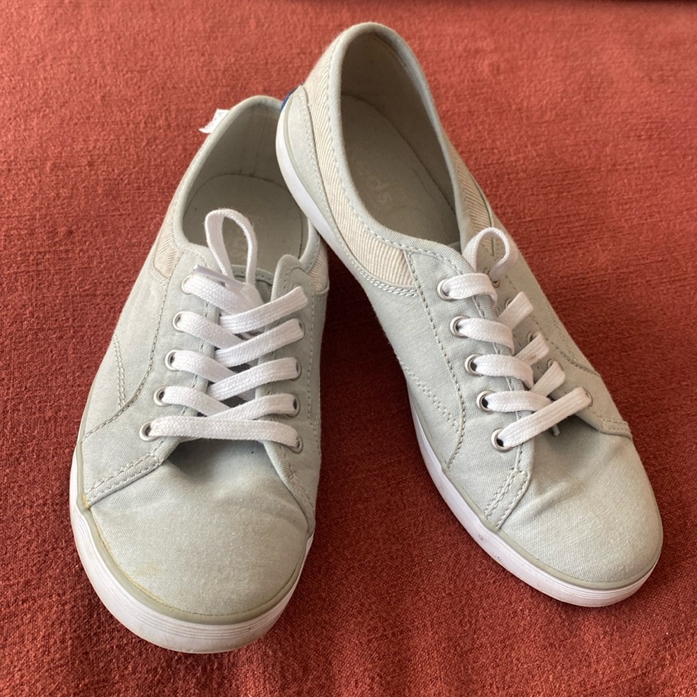 Nearly new sea mist Keds sneakers